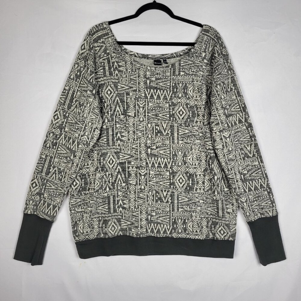 Cruel Aztec Western Top Women's‎ Plus Size 2XL Black Gray Western Pullover Cabin